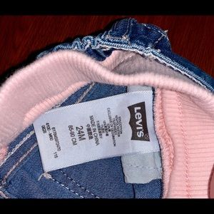 24 mth girl Levi jeans straight leg never worn